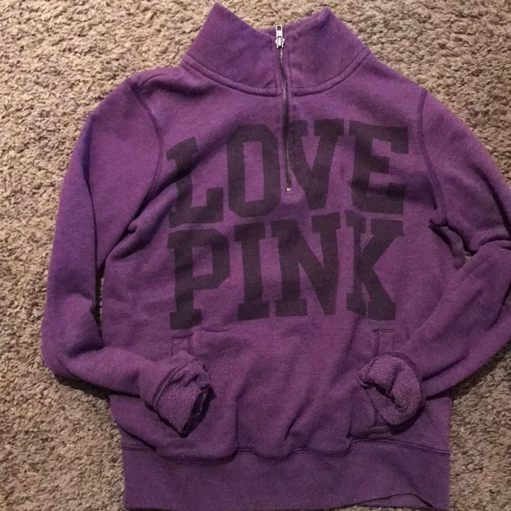 Half zip sweatshirt